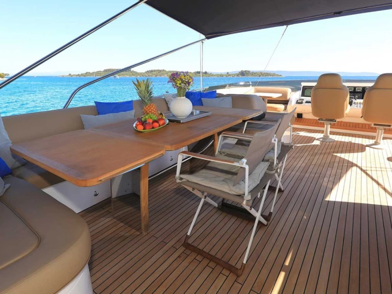 Hire Luxury Yacht with or without skipper Princess Trogir