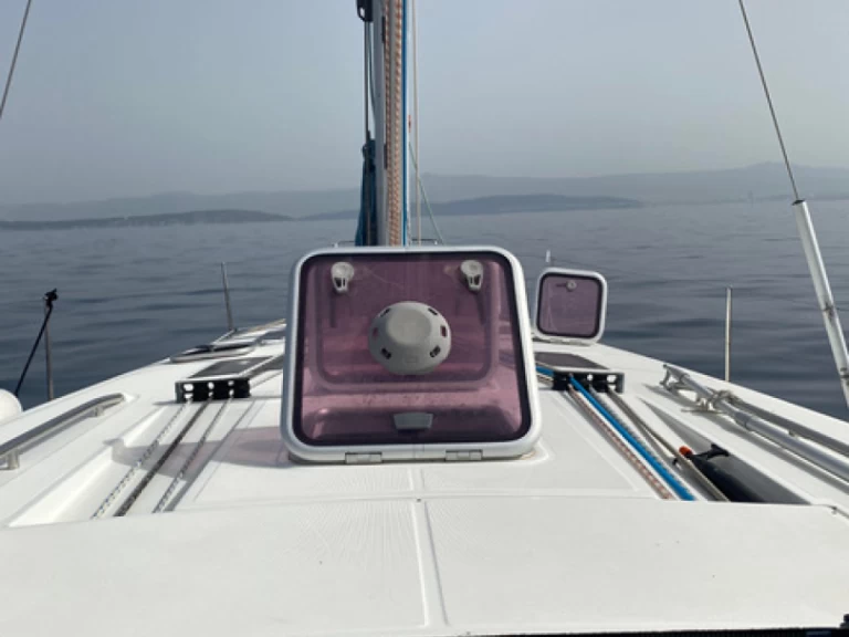 Hire Sailboat Bénéteau with a boat licence