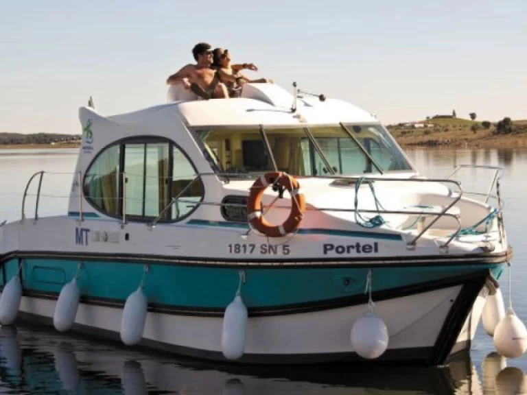 Canal boat to hire Sucé-sur-Erdre at the best price