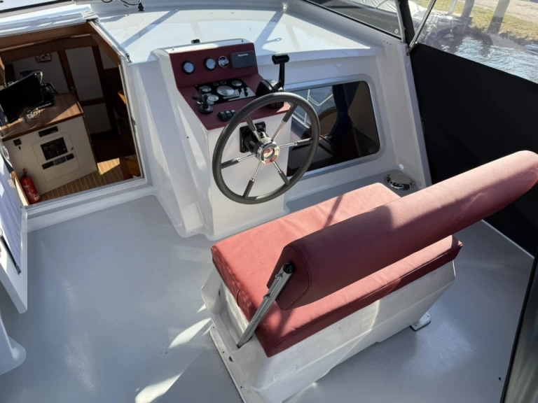 Yacht hire Röbel cheap Skiron Typ 2