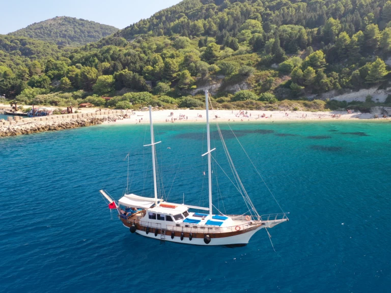 Yacht hire Rrethi i Vlorës cheap Gulet