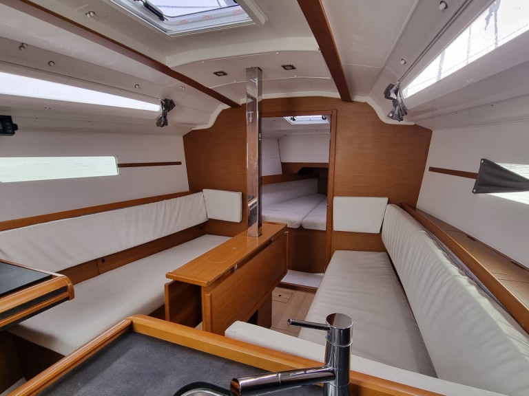 Sailboat hire in Gdańsk - Jeanneau Sun Odyssey 349