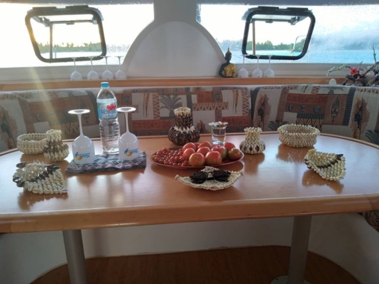 Hire a Nautitech Nautitech 441 Papeete