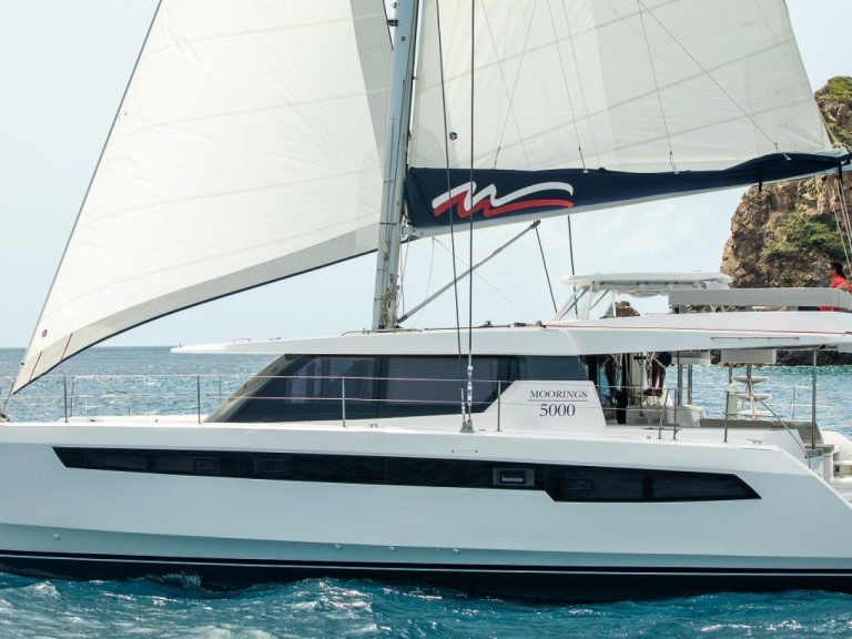 Charter a Leopard Leopard 50 in Road Town on Samboat