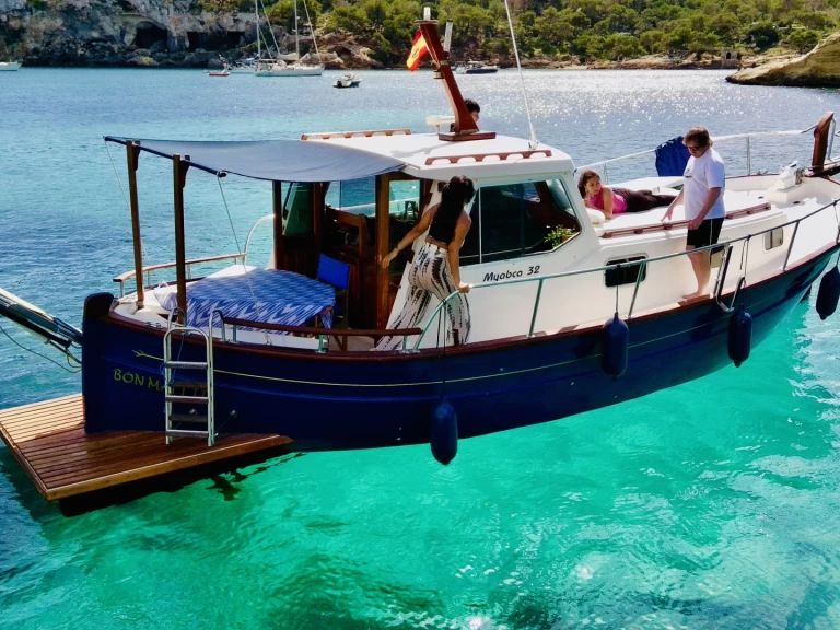 Hire a Myabca MYABCA 32 Palma de Mallorca