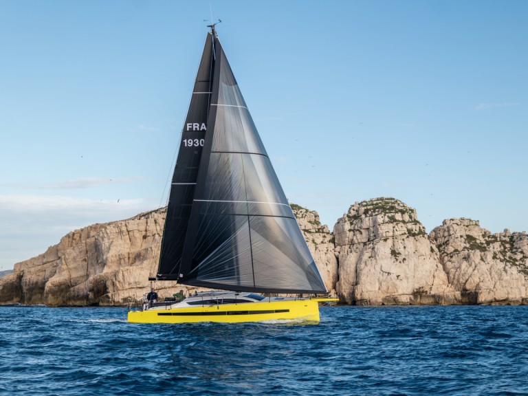 Sailboat hire in La Rochelle - RM RM 1080