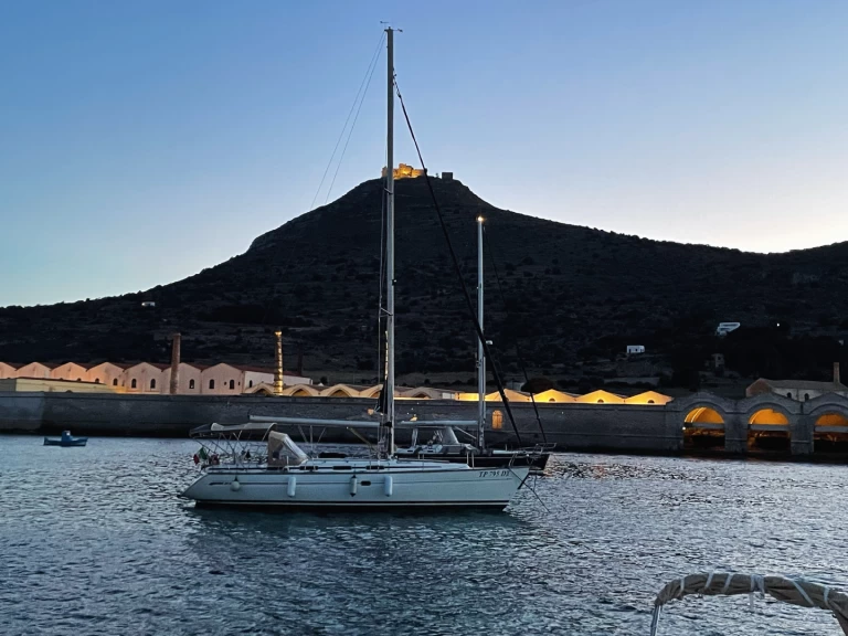 Yacht charter Porto turistico Marsala - Bavaria Bavaria C42 on SamBoat