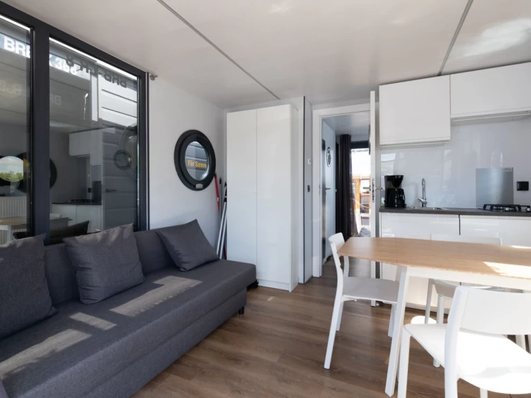 Hire a A Apartboot M Lübz
