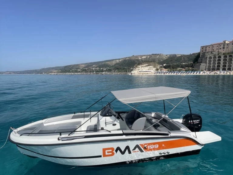 Motorboat hire in Porto di Tropea - BMA BMA X199