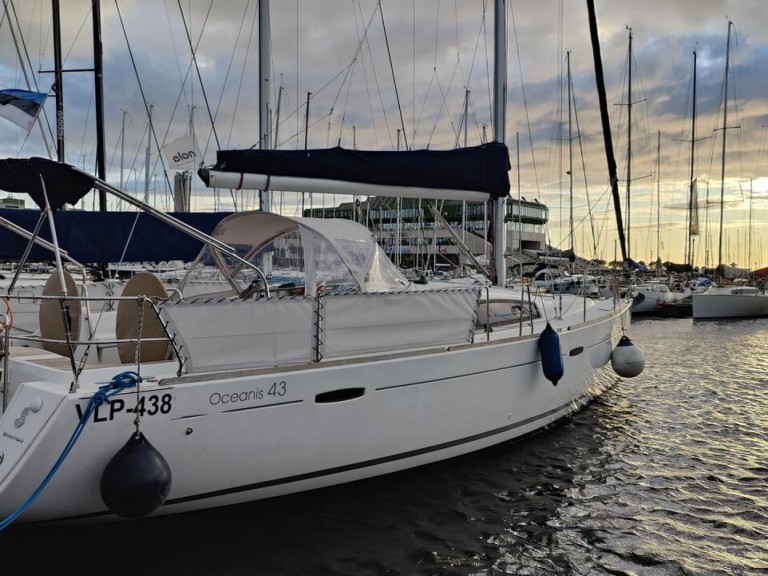 Bénéteau Oceanis 43 charter bareboat or skippered in  Tallinn
