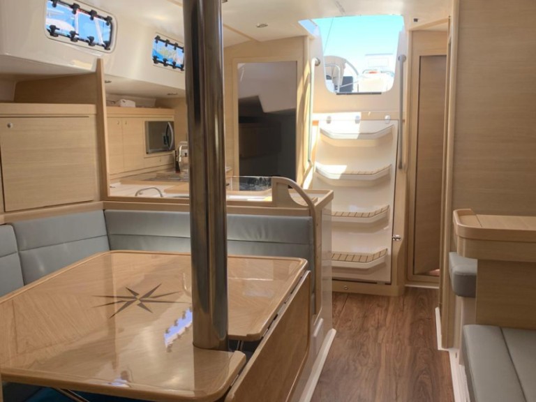 Hire a Delta Yacht Delta 41 Paraty