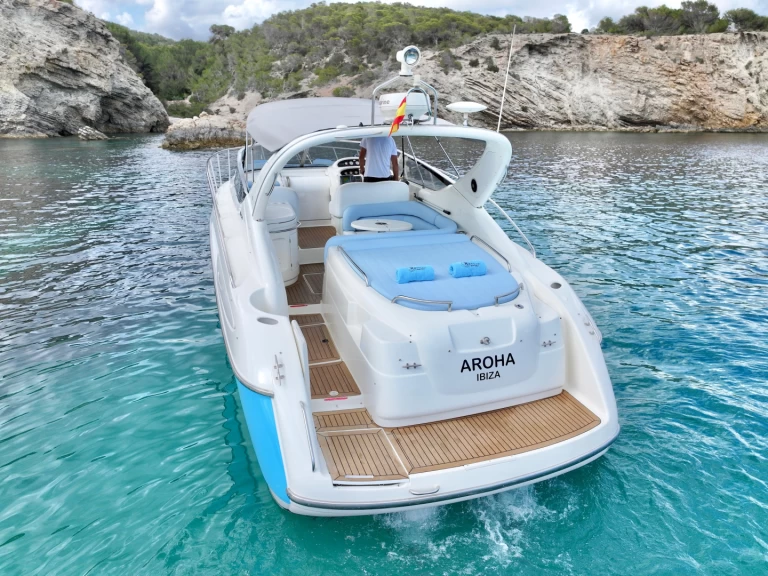 Yacht charter Ibiza Town - Cranchi Endurance 39 on SamBoat