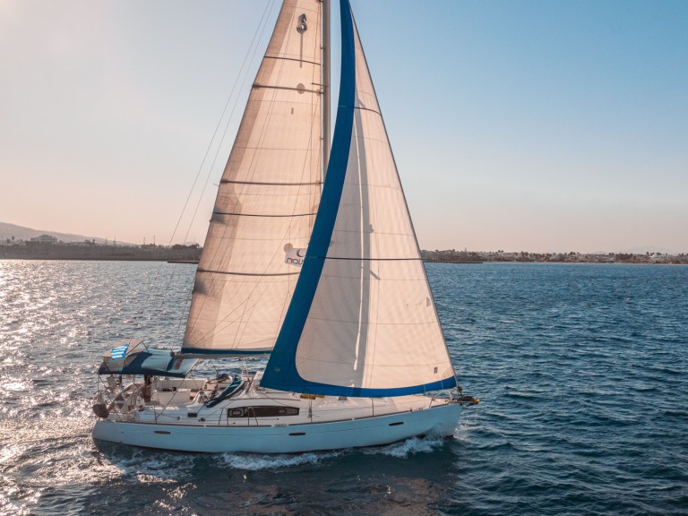 Hire Sailboat Bénéteau with a boat licence
