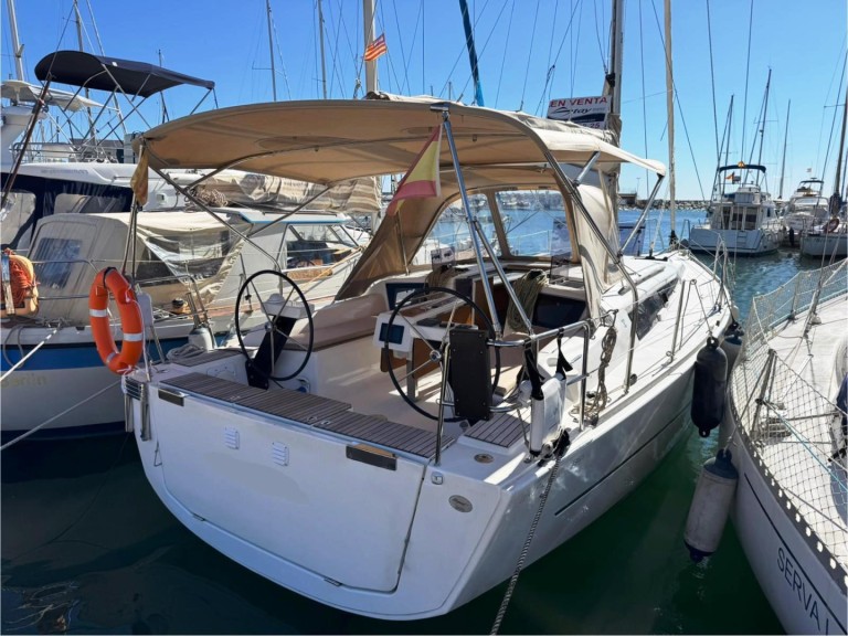 Bavaria Bavaria 41 Cruiser charter bareboat or skippered in  Palma de Mallorca