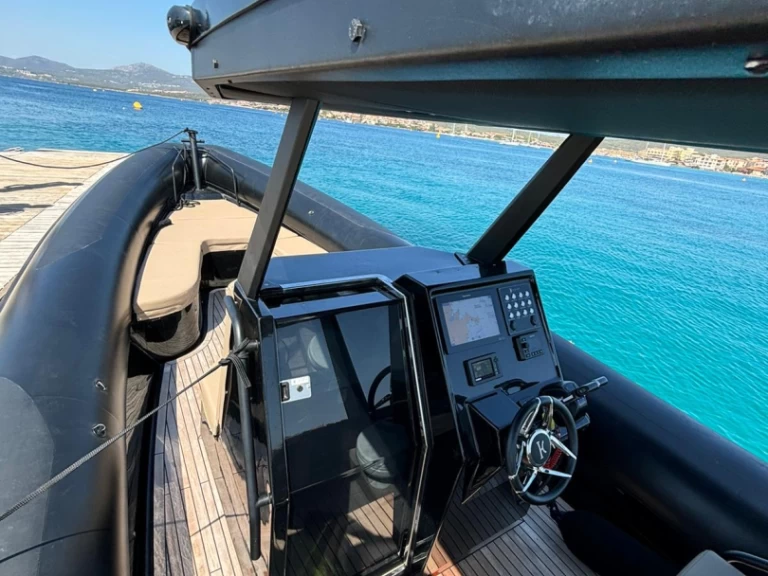 Charter a K-Boat K boat in Golfo Aranci on Samboat