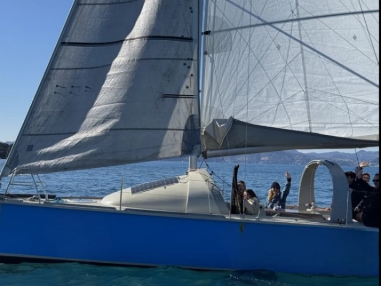Hire Sailboat Kaidoz with a boat licence