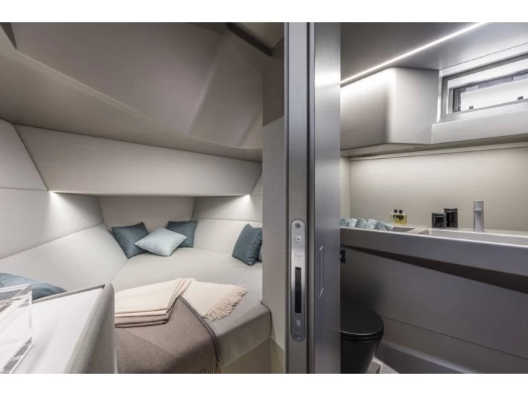 Hire Motorboat with or without skipper Wally Órmos Bay