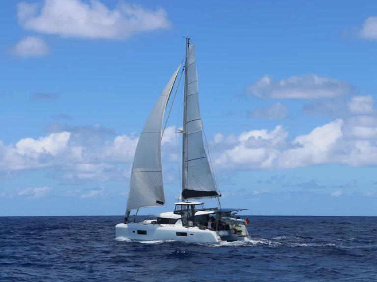 Luxury Yacht hire in Saint Martin - Lagoon VITAMIN SEA