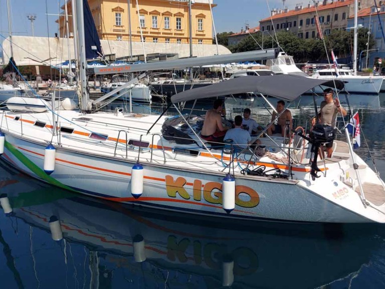 Yacht hire Rijeka cheap Bavaria 49
