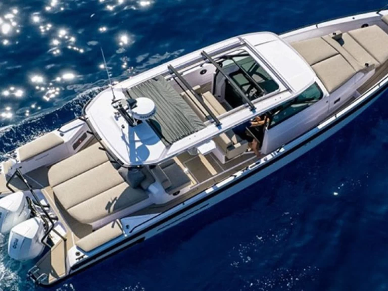 Yacht charter Porto di Mergellina - Axopar Axopar 37 Sun-Top on SamBoat