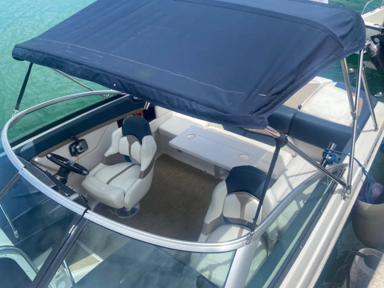 Yacht charter Punta Cana - Four Winns S 235 on SamBoat