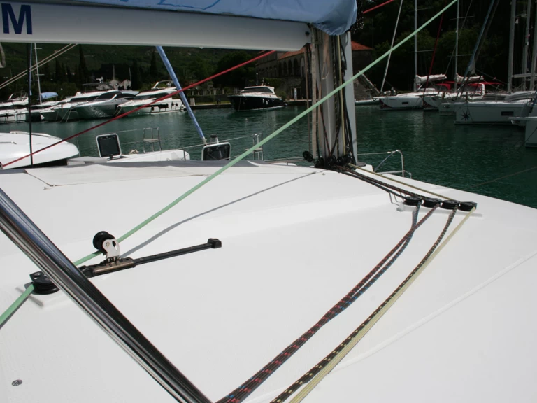 Hire a Fountaine Pajot Lucia 40 Seget Donji