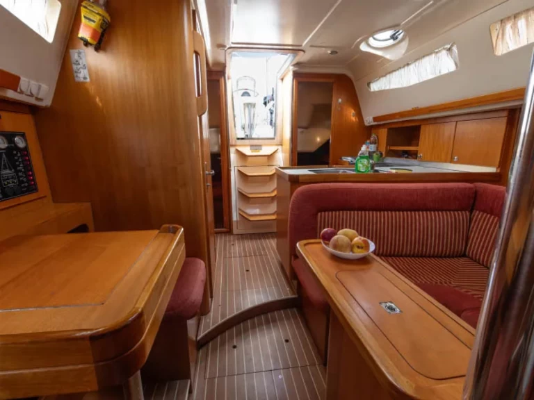 Charter a Elan Elan 344 in Kórfos on Samboat