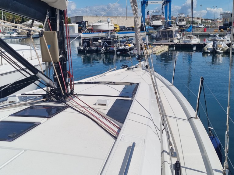 Hire Sailboat Bénéteau with a boat licence