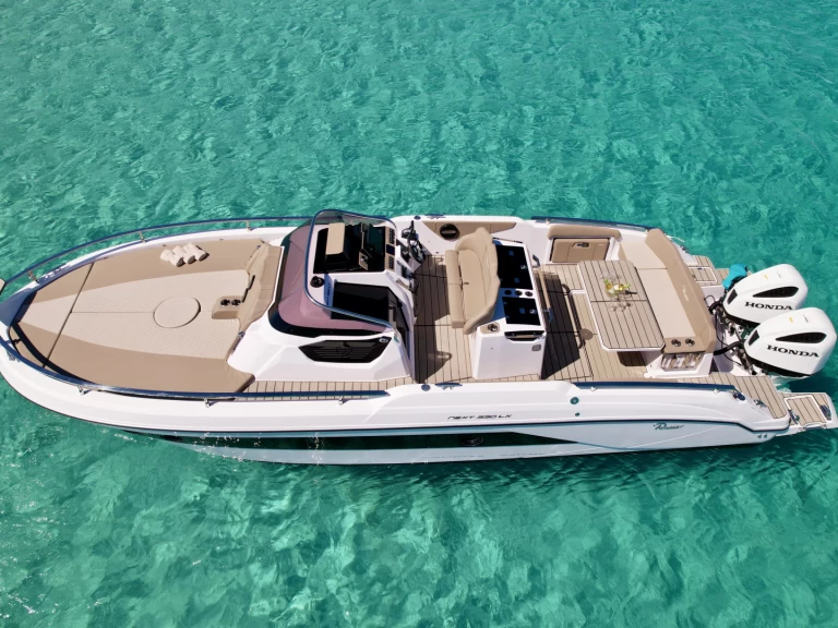 Yacht charter Marina Ibiza - Ranieri 330 LX on SamBoat