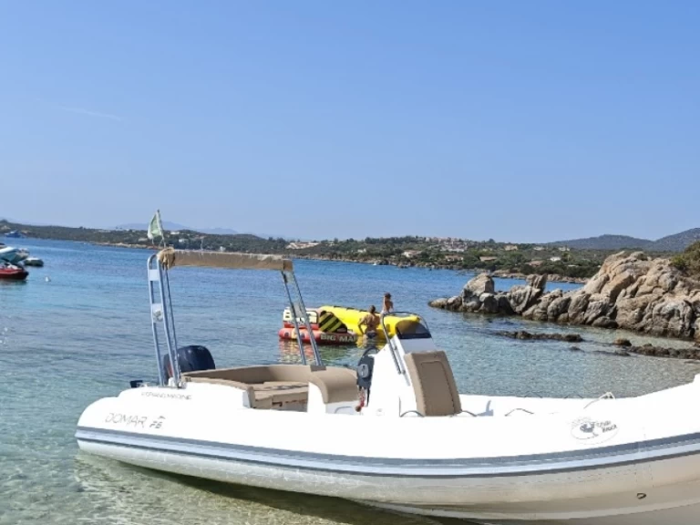 Yacht hire Arzachena cheap DOMAR F6.5