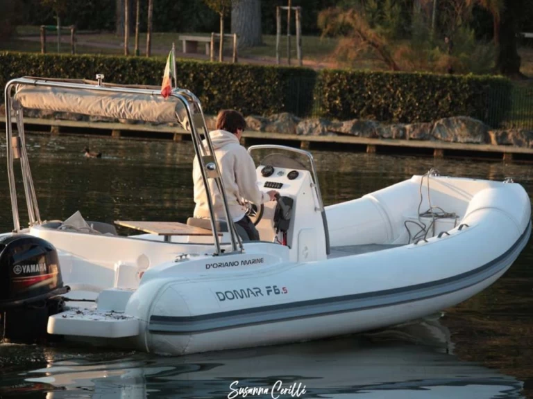 Charter a DOMAR DOMAR F6.5 in Arzachena on Samboat