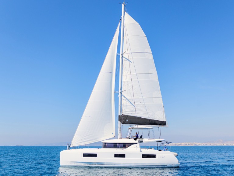 Catamaran hire in Alimos - Lagoon Lagoon 46