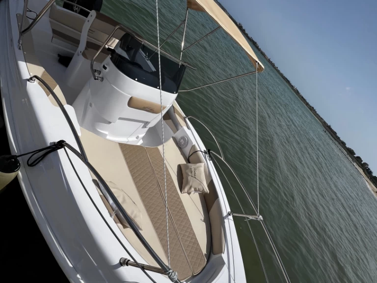 Blumax 19 pro charter bareboat or skippered in  Siracusa