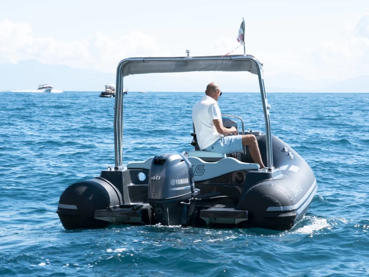 RIB hire in Arzachena - DOMAR F 6