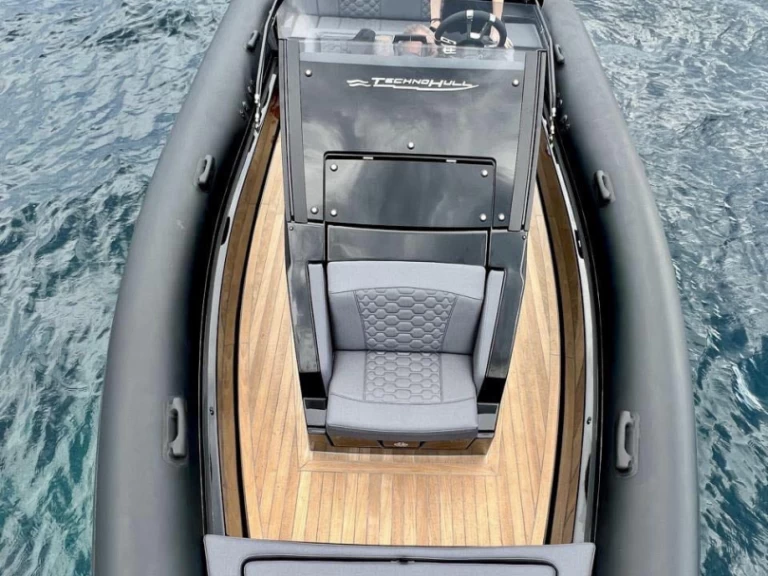 Hire a Technohull GT7 Athens