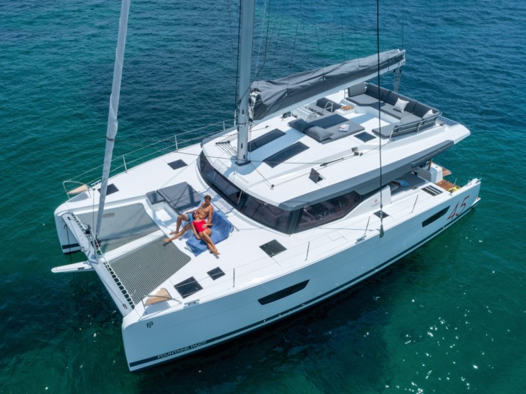 Hire Catamaran with or without skipper Fountaine Pajot Le Marin