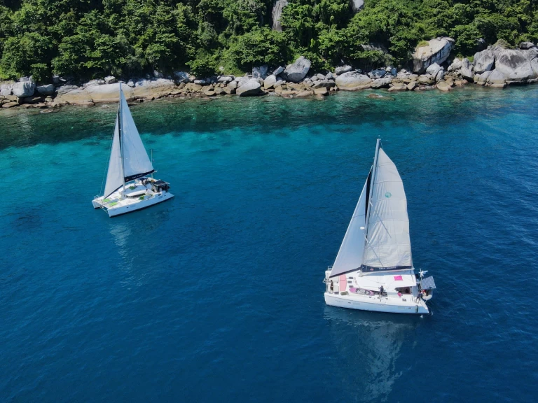 Charter a Lagoon Lagoon 421 in Phuket (City) on Samboat