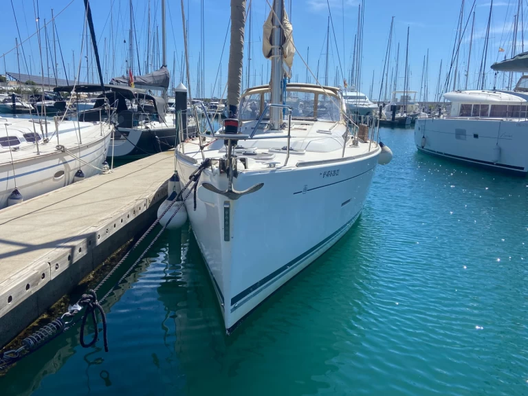 Sailboat hire in Castellón de la Plana/Castelló de la Plana - Dufour Dufour 450 Grand Large