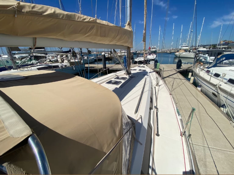 Hire Sailboat Dufour with a boat licence