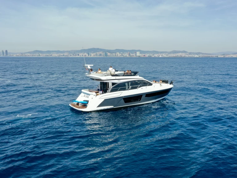 Motorboat hire in Barcelona - Azimut Azimut 53 Fly