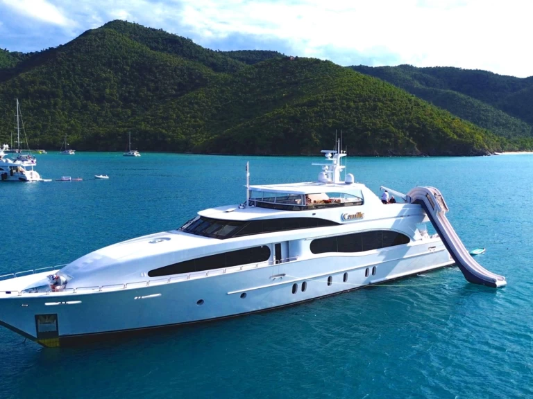 Yacht hire Bahamas cheap CAMILLE 