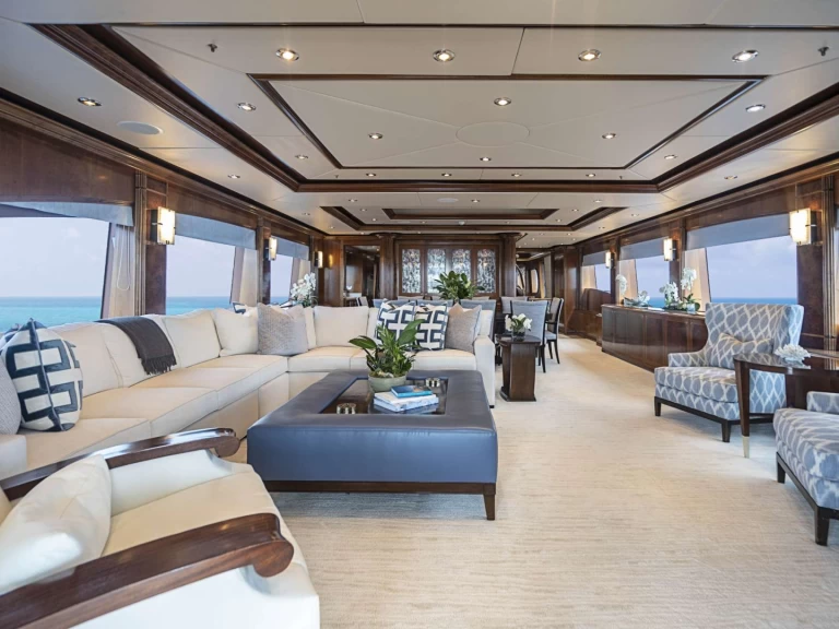 Luxury Yacht hire in Bahamas - Broward CAMILLE 