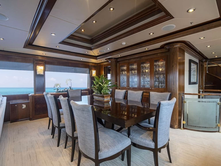 Broward CAMILLE  charter bareboat or skippered in  Bahamas