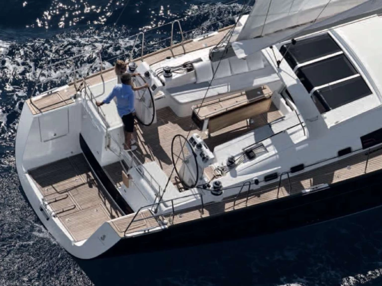 Luxury Yacht hire in Göcek - Bénéteau Venus