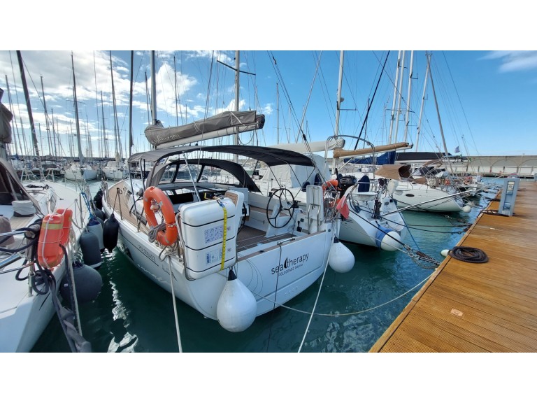 Hire a Hanse Hanse 418 Castiglioncello