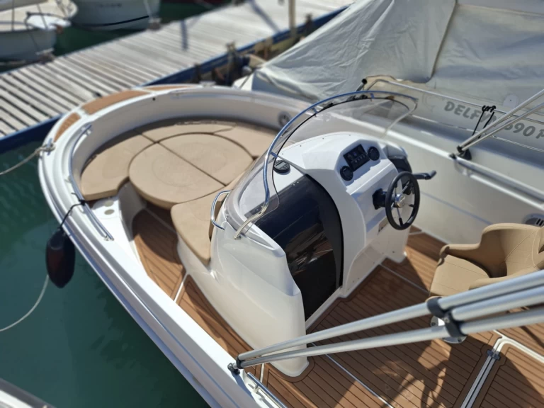 Hire Motorboat with or without skipper AQUA Puerto Deportivo De La Duquesa