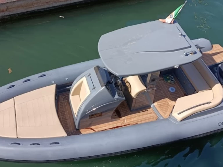 Yacht charter Arzachena - DOMAR F 8 on SamBoat