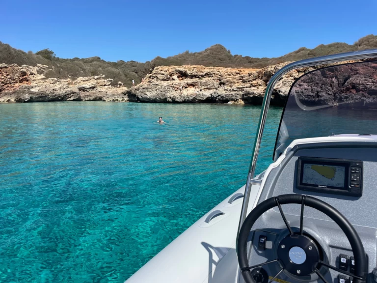 Hire RIB Grand Boats with a boat licence