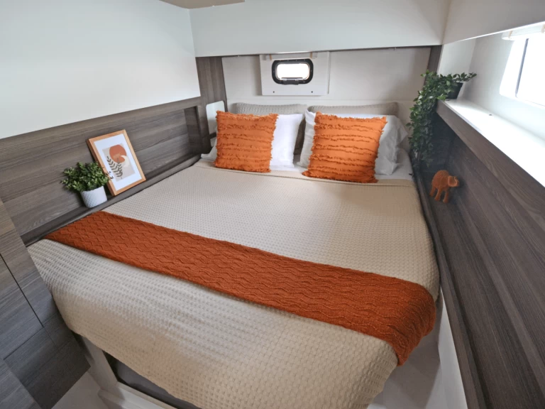 Hire Catamaran Nautitech with a boat licence