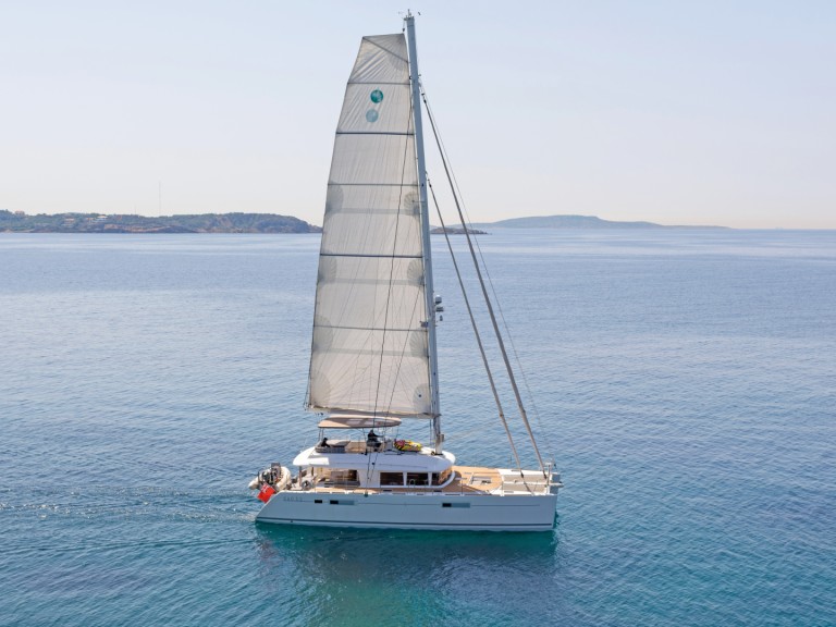 Yacht hire Marina (City) cheap Lagoon 560